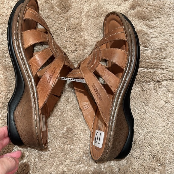 NWT JOSEF SEIBEL SANDALS SHOES SLIP ON 41 10 tan - Picture 5 of 11
